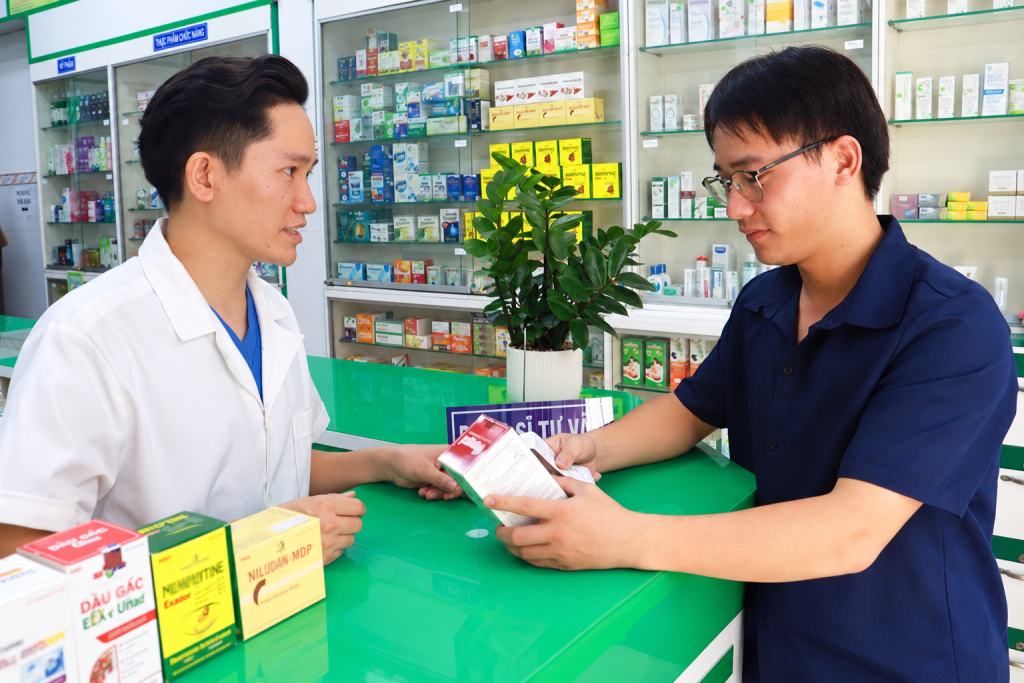 Cần khai thác nhiều thông tin khác nhau khi tư vấn thuốc không kê đơn